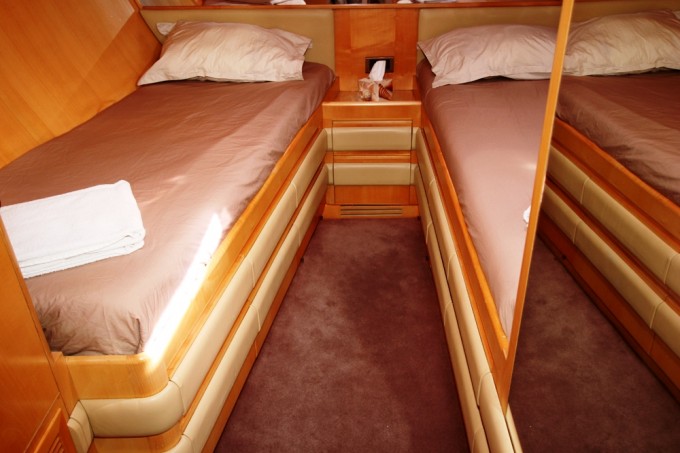 Bristolian -  Twin Cabin